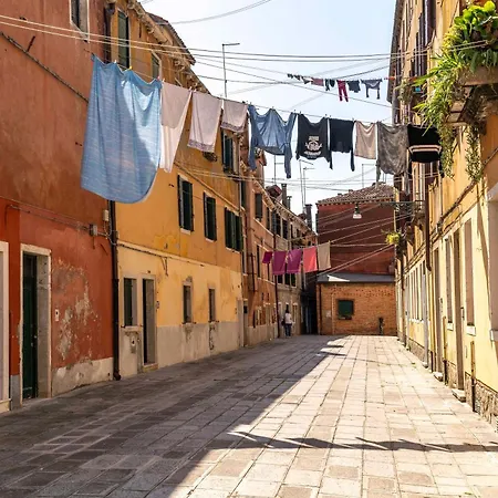 アパート Ca'lina Near Biennale ヴェネツィア