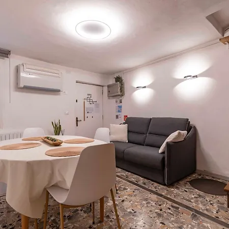 Ca'lina Near Biennale ヴェネツィア